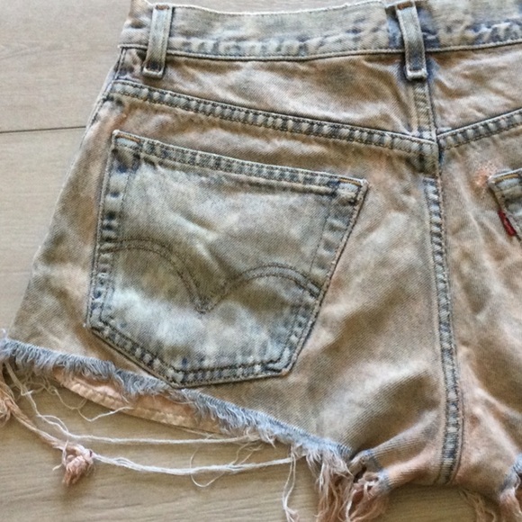 LEVI’S :: SHORTS - Picture 11 of 16